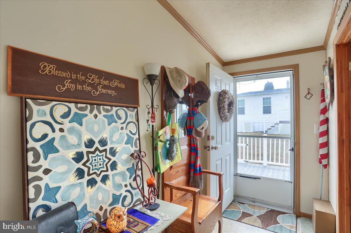 EAGLE VIEW MOBILE HOME PK - Residential