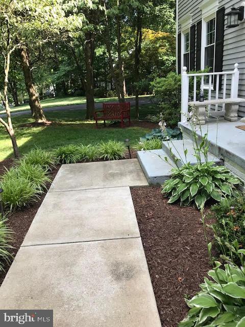 LAKE RIDGE - Residential Lease