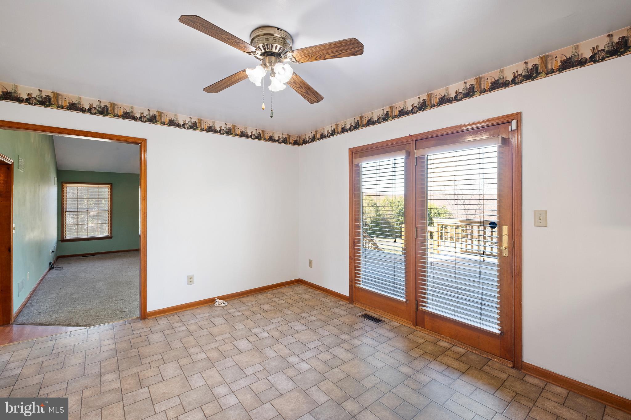 WEDGEWOOD HILLS - Residential