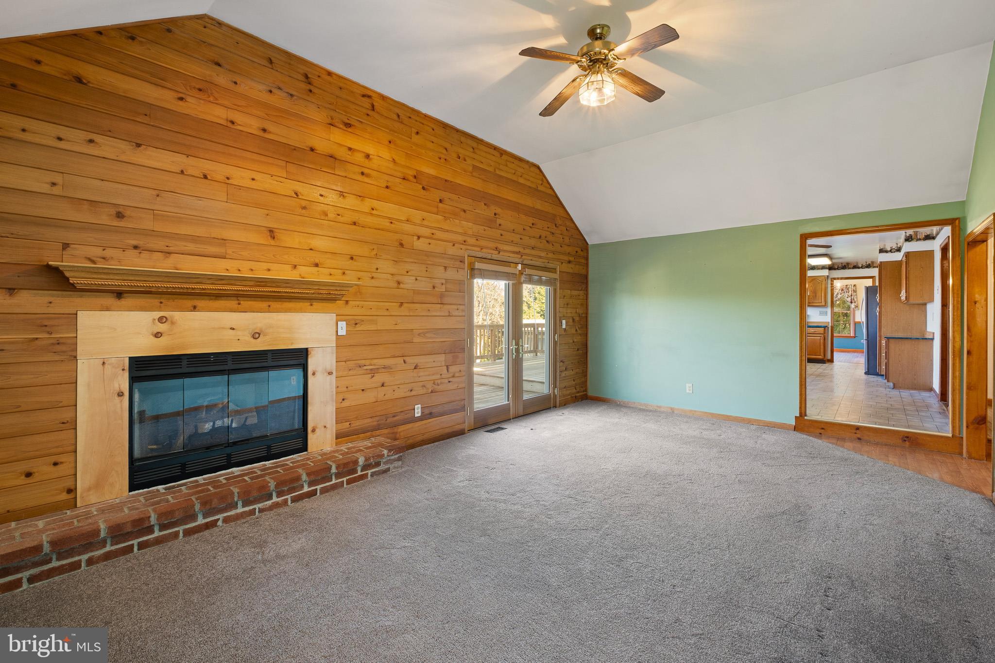 WEDGEWOOD HILLS - Residential