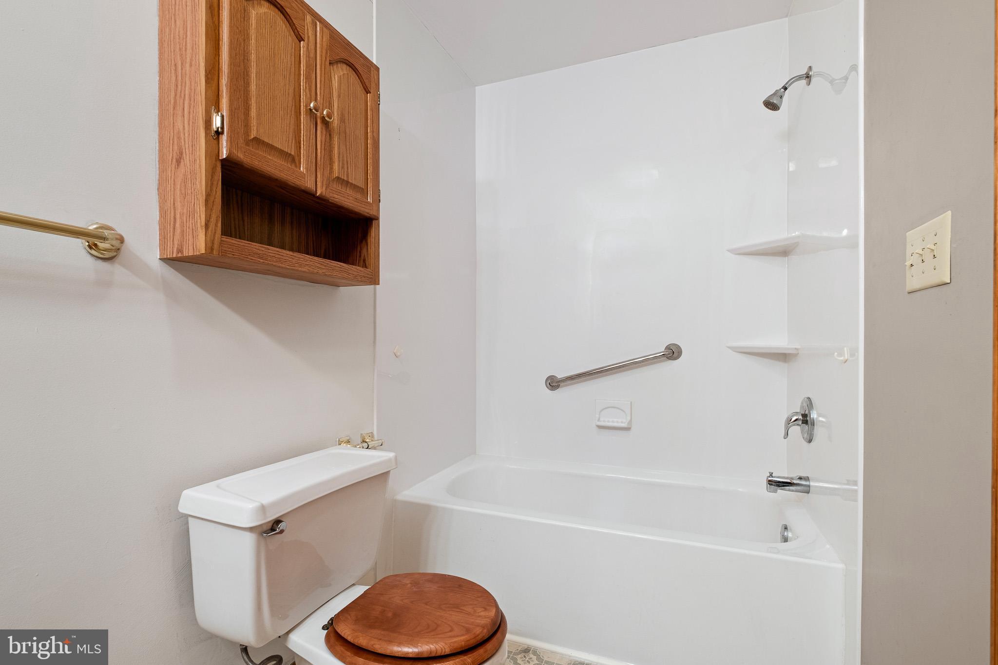 WEDGEWOOD HILLS - Residential