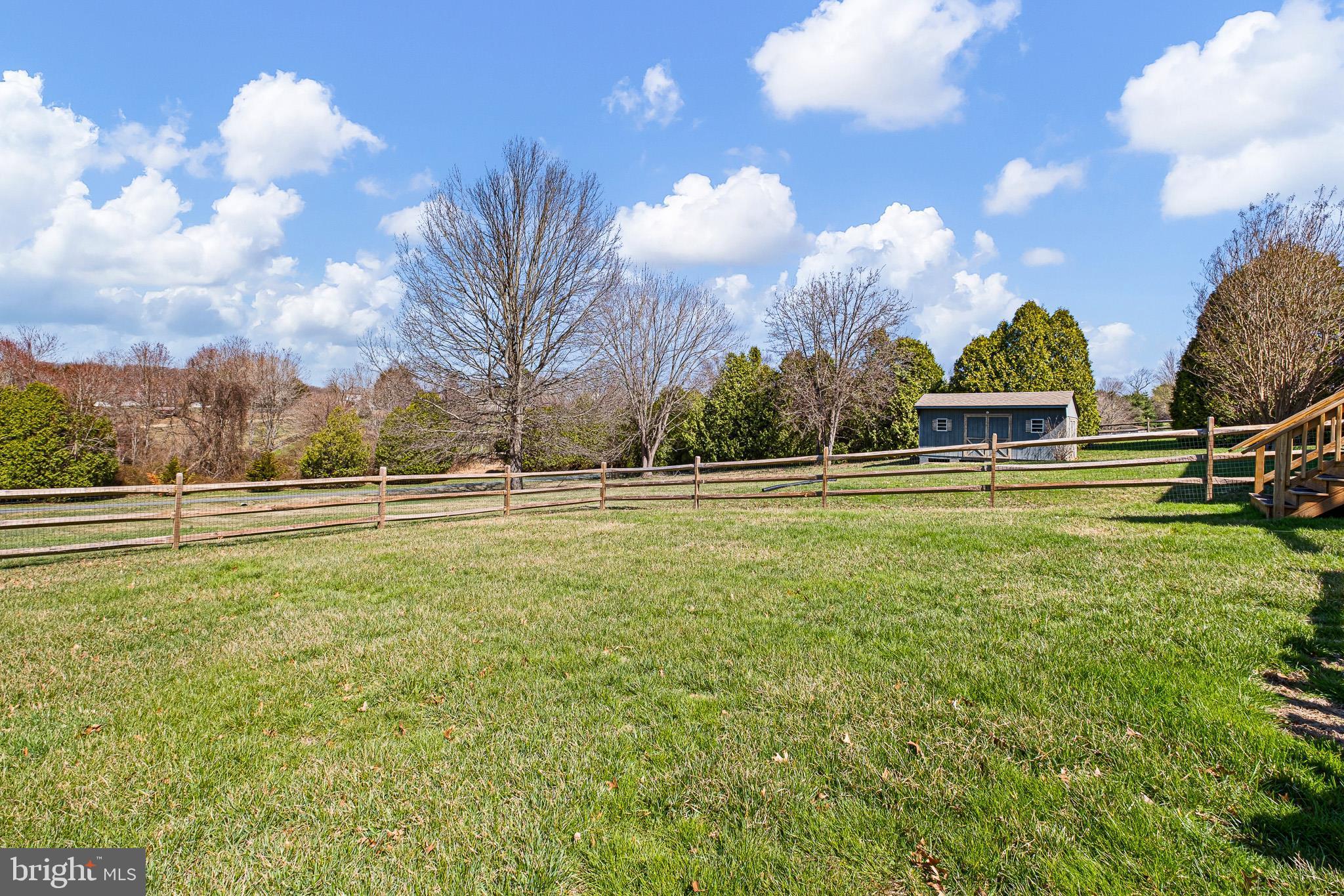 WEDGEWOOD HILLS - Residential