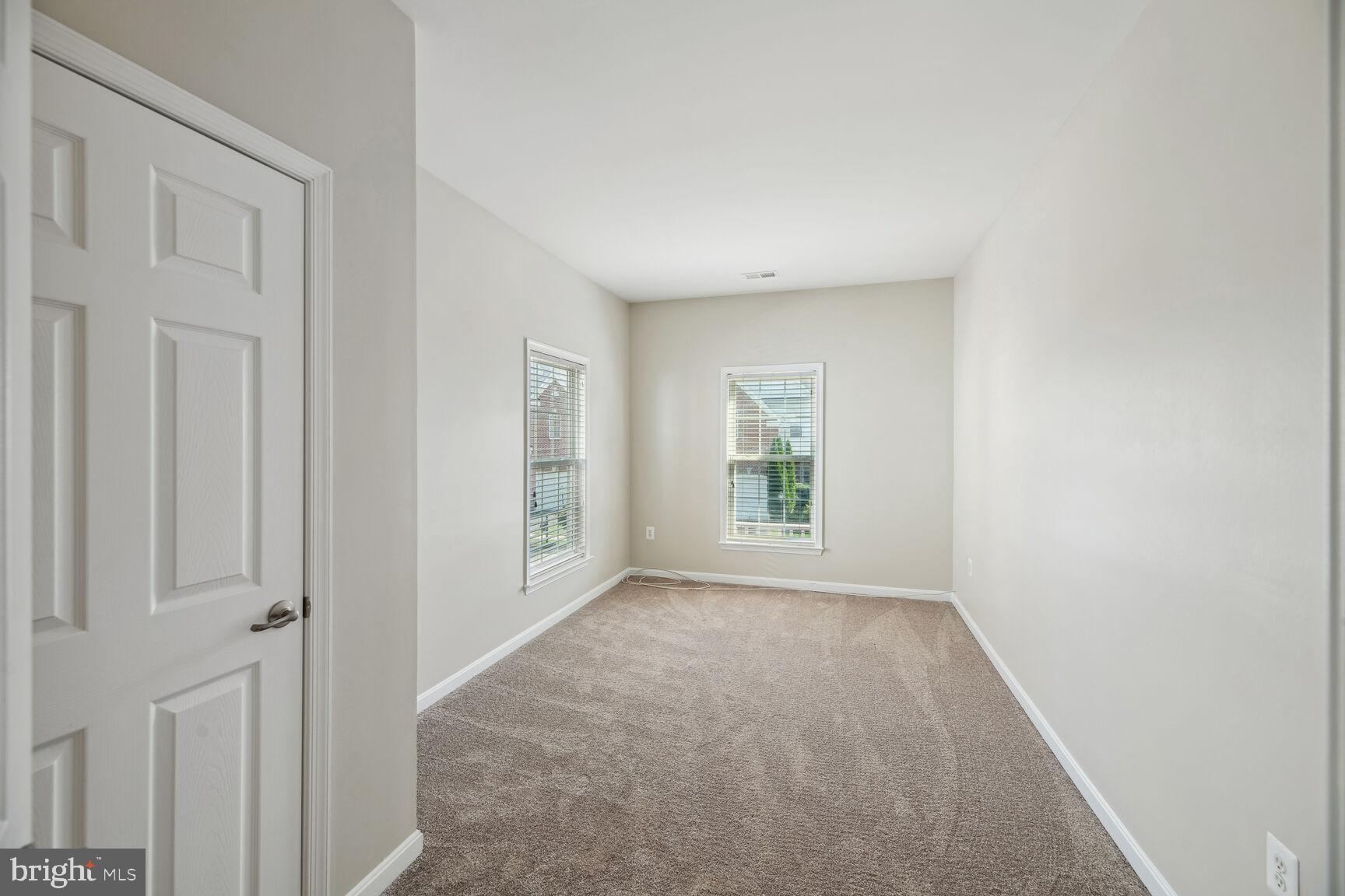 LAUREL HIGHLANDS - Residential Lease