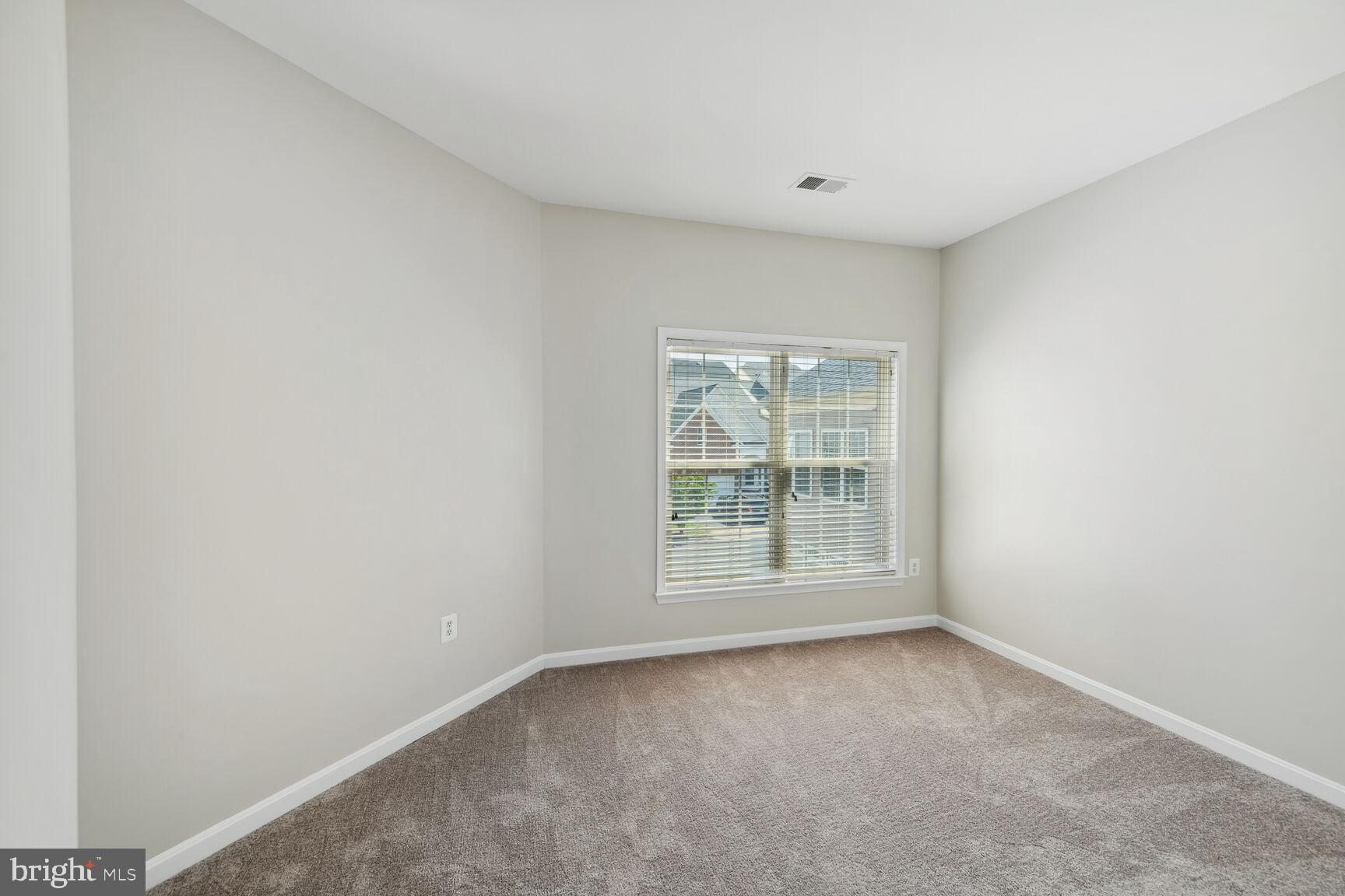 LAUREL HIGHLANDS - Residential Lease