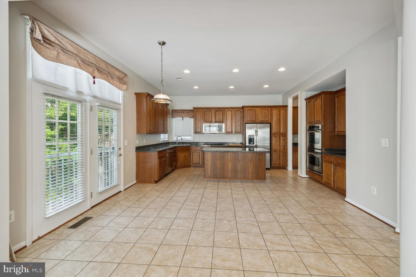 LAUREL HIGHLANDS - Residential Lease