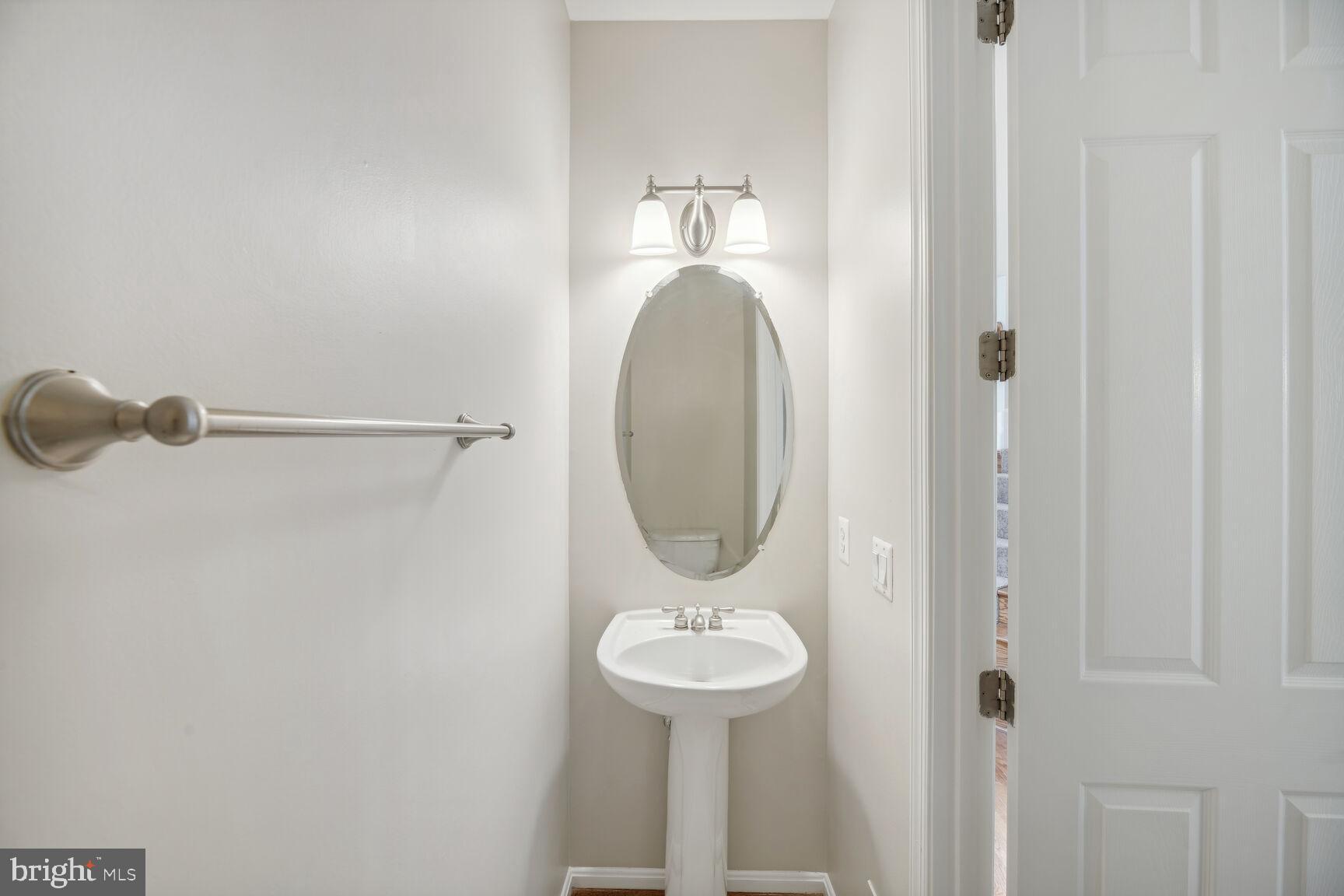 LAUREL HIGHLANDS - Residential Lease