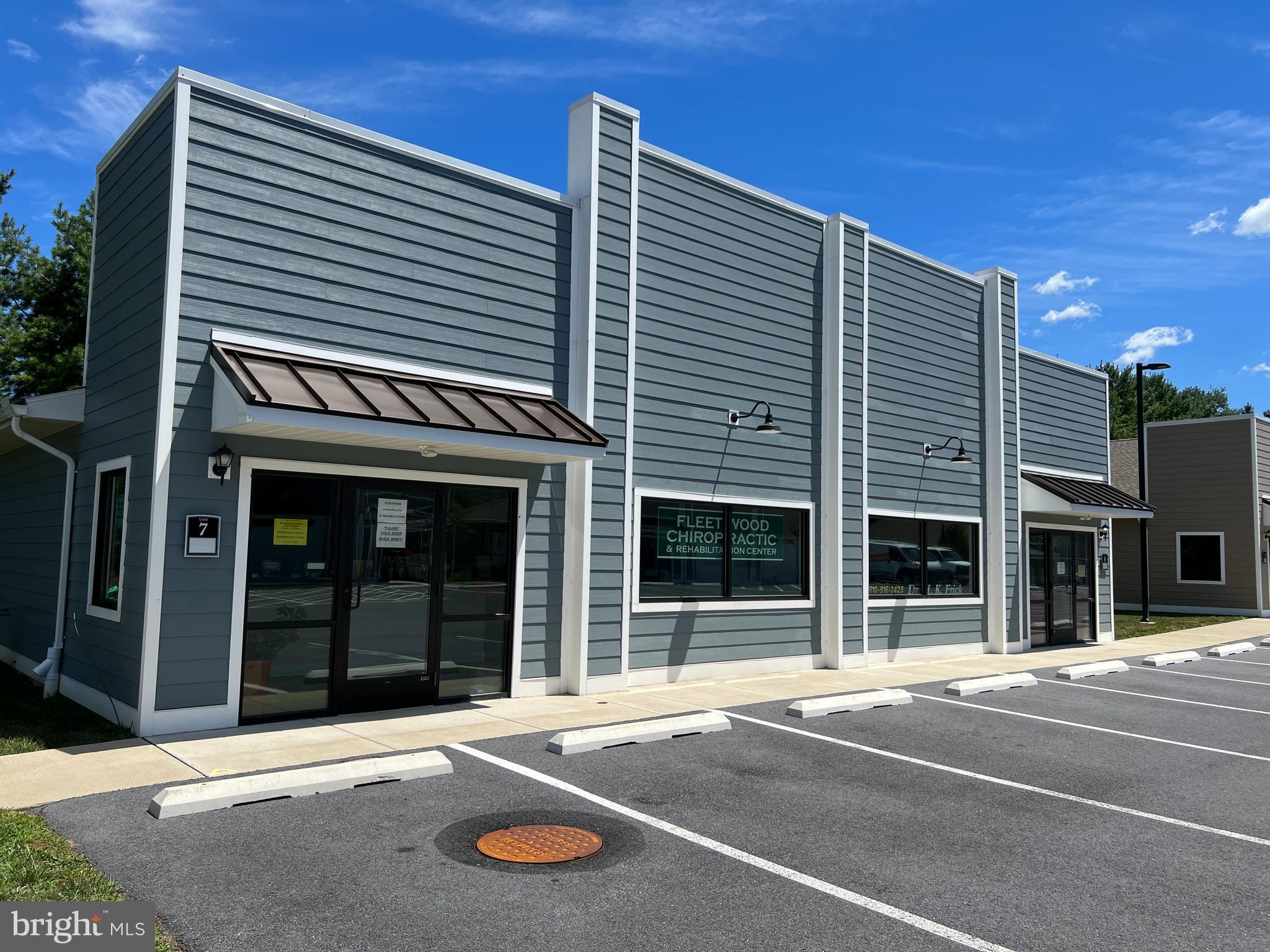 8520 ALLENTOWN PI 18