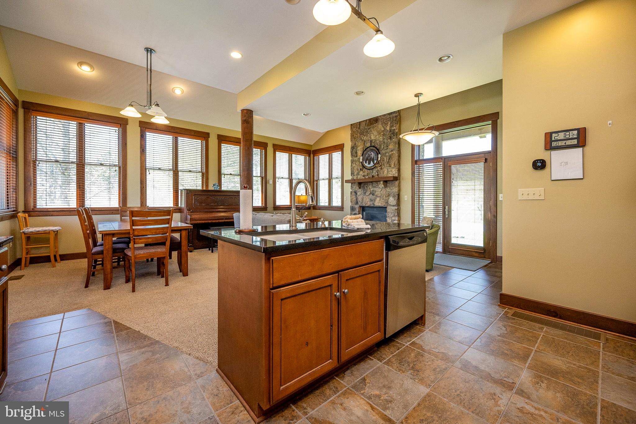 OVERLOOK CABINS - Residential