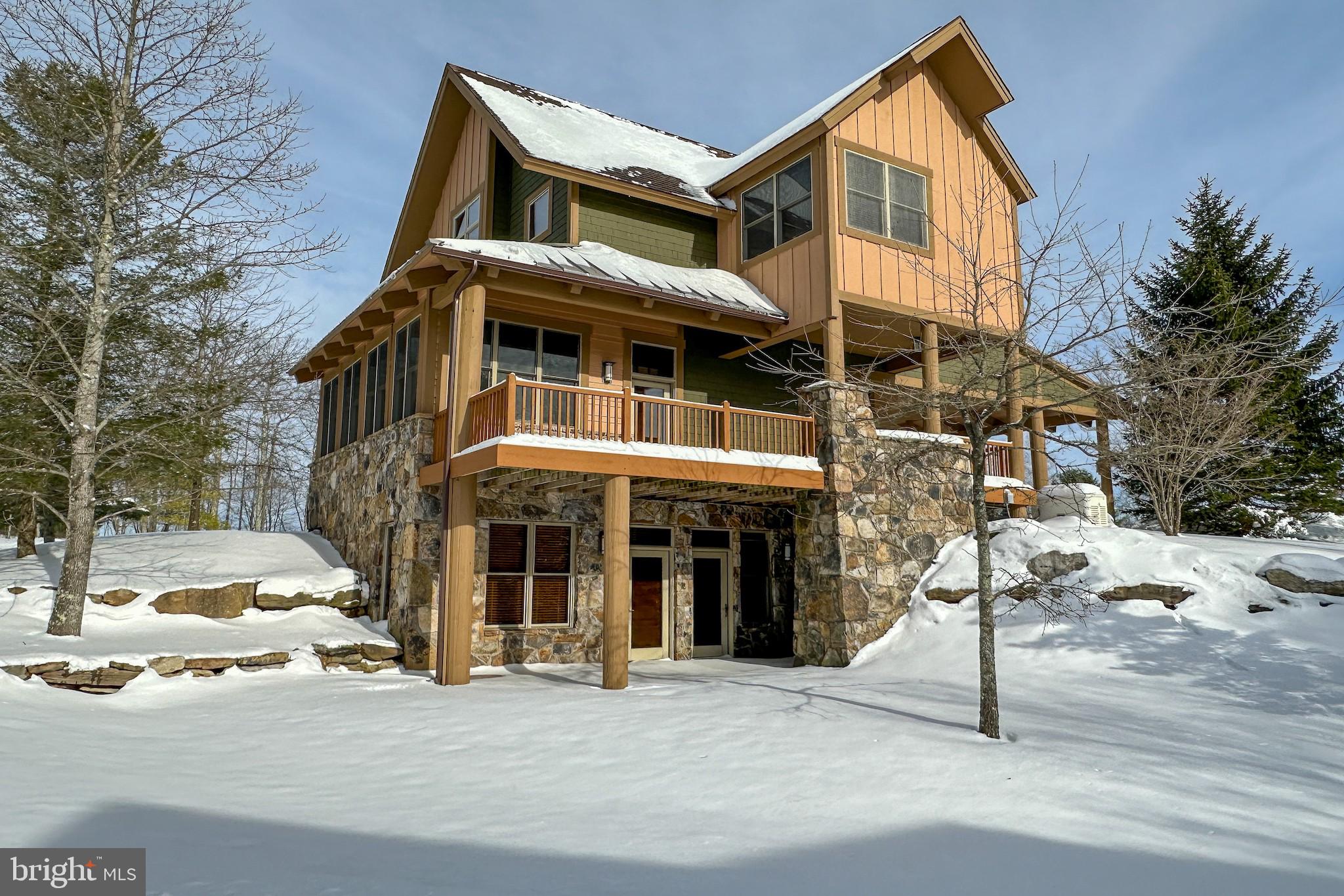 OVERLOOK CABINS - Residential