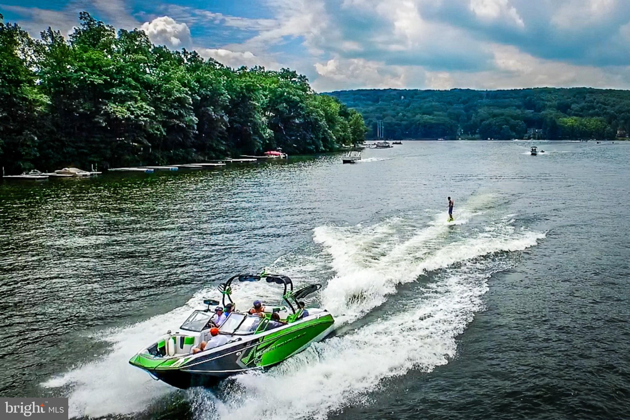 OVERLOOK CABINS - Residential