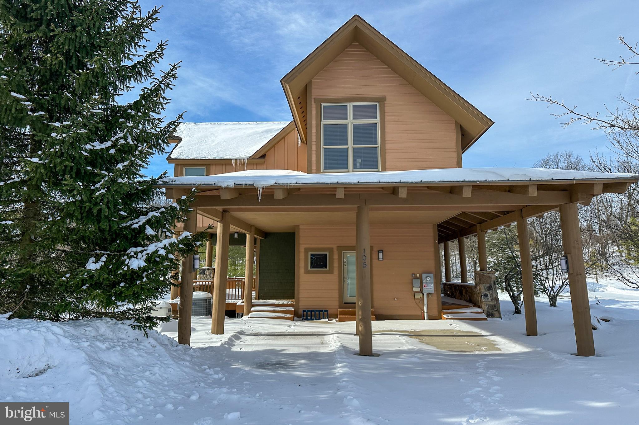 OVERLOOK CABINS - Residential