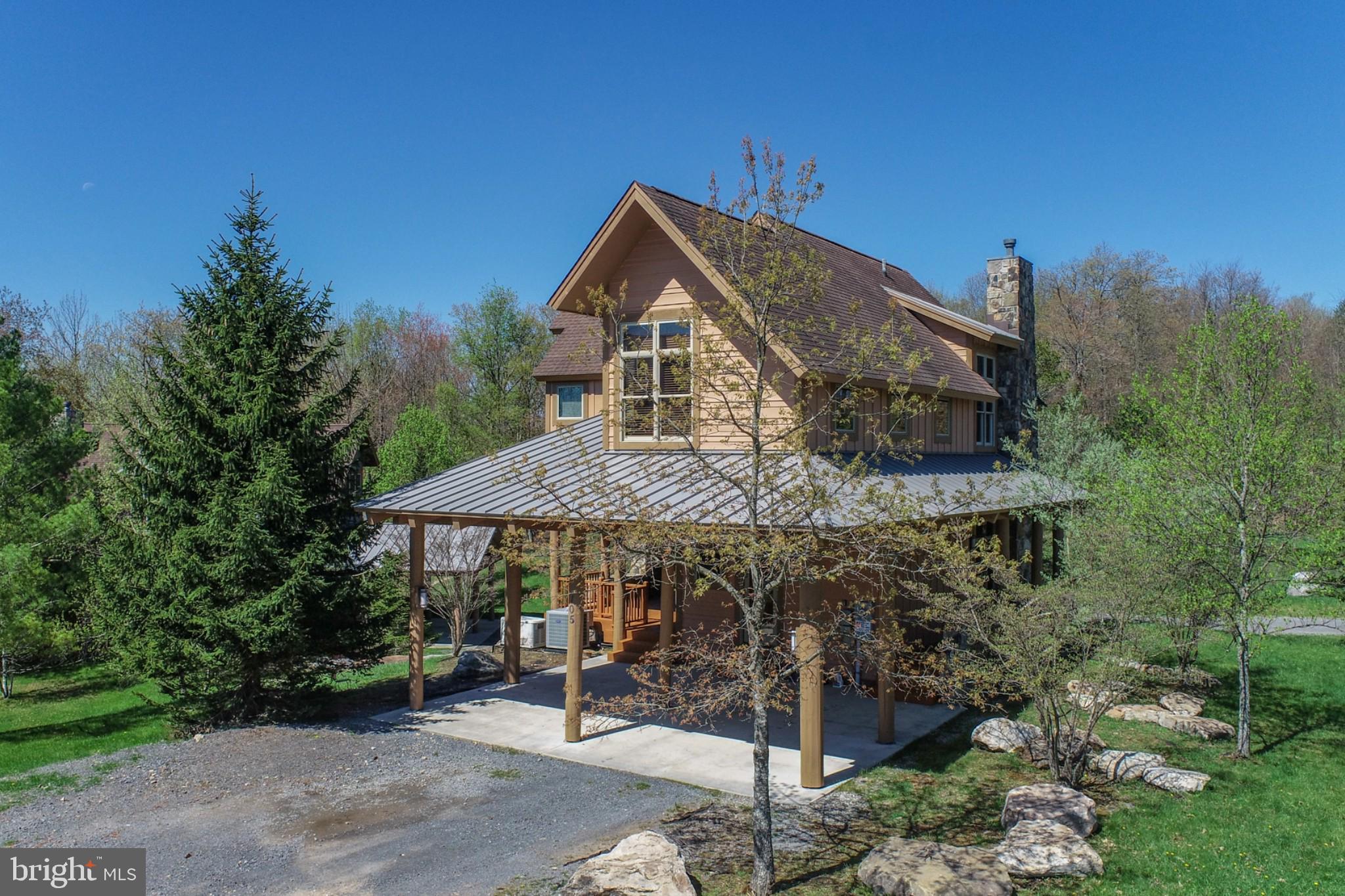 OVERLOOK CABINS - Residential