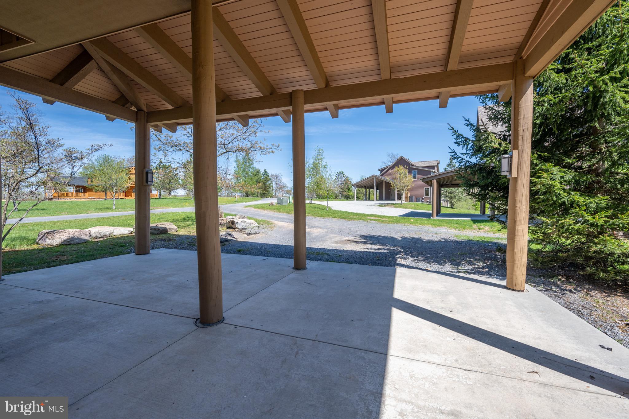 OVERLOOK CABINS - Residential