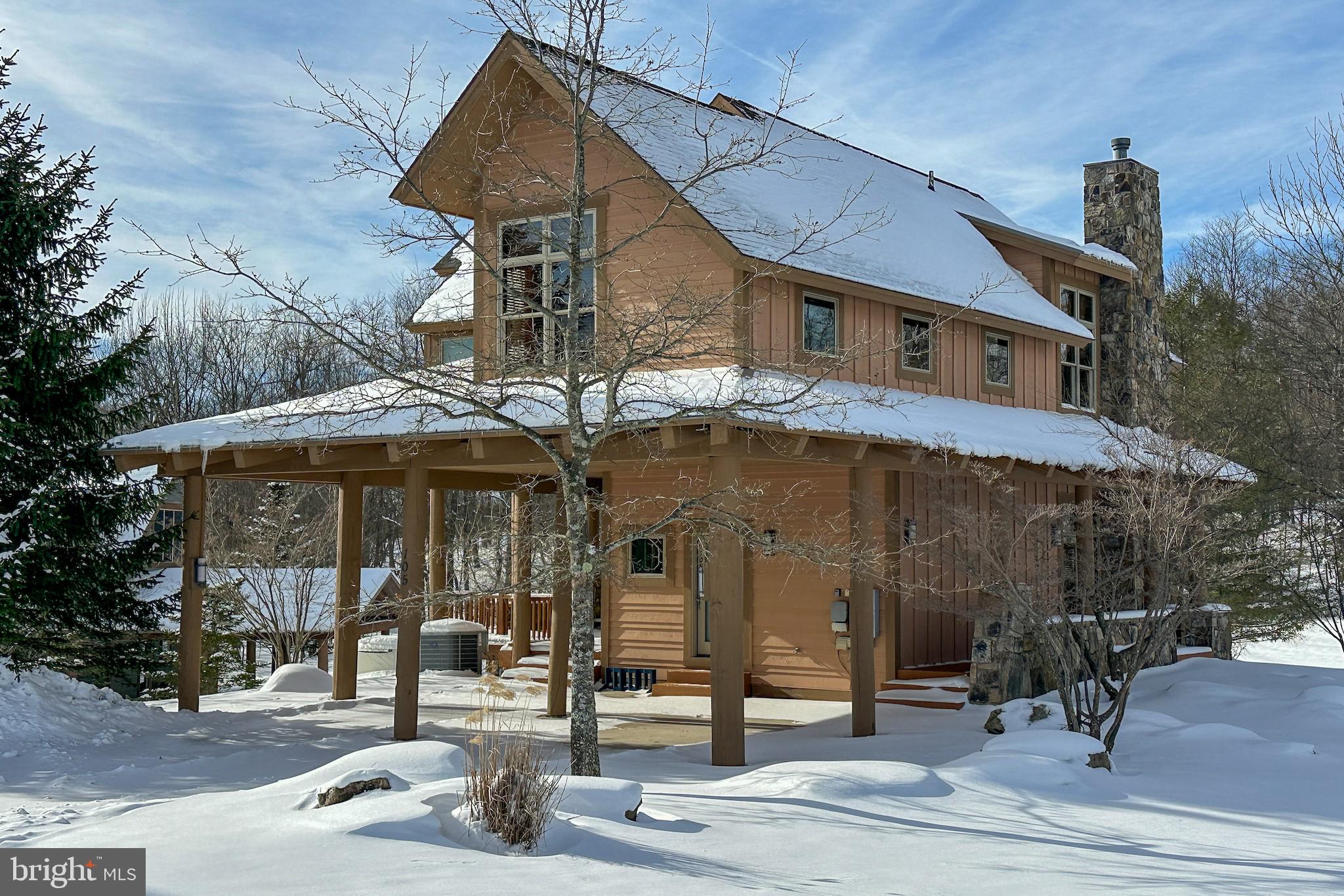OVERLOOK CABINS - Residential