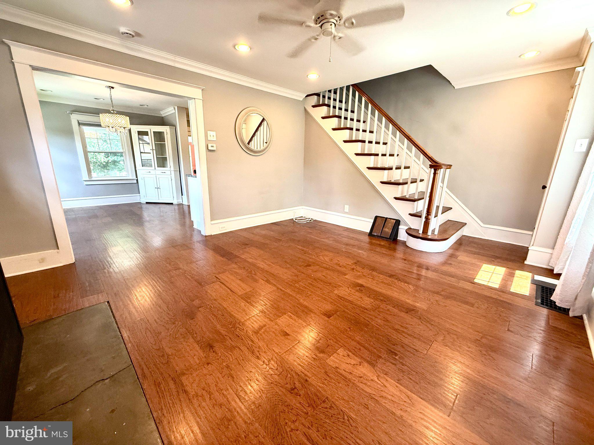 119 W WHITELAND AVENUE