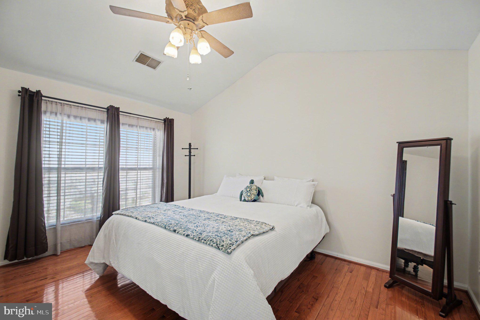 WAYSIDE VILLAGE - Residential