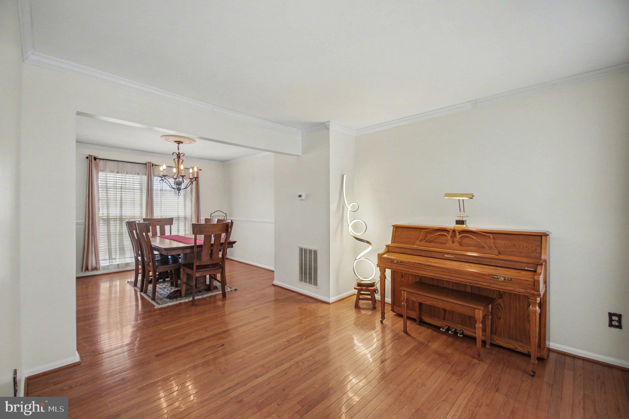 WAYSIDE VILLAGE - Residential