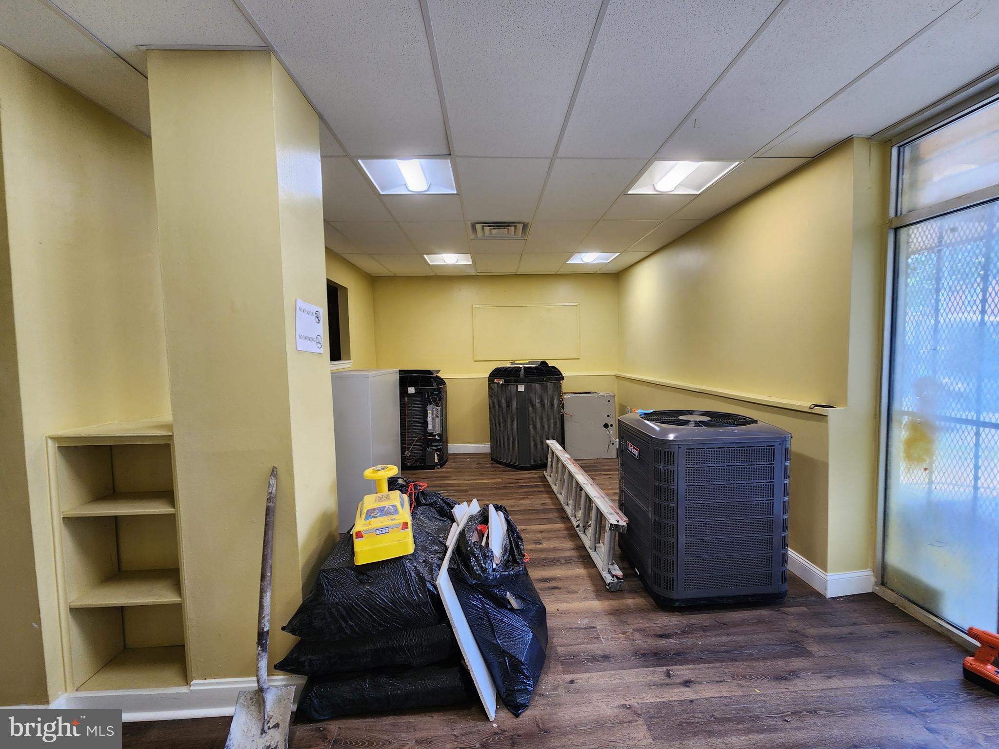 2423-25 REISTERSTOWN ROAD