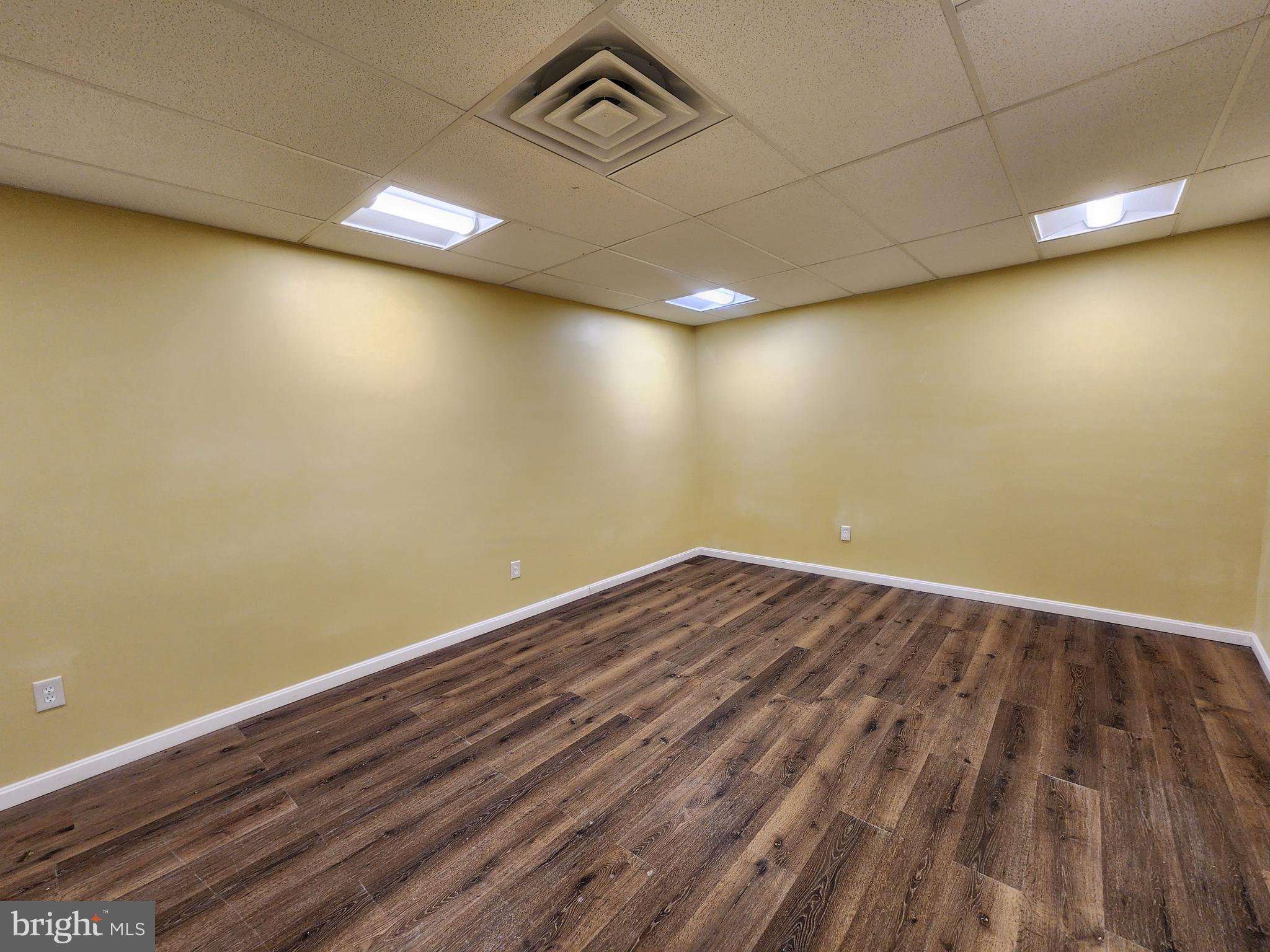2423-25 REISTERSTOWN ROAD