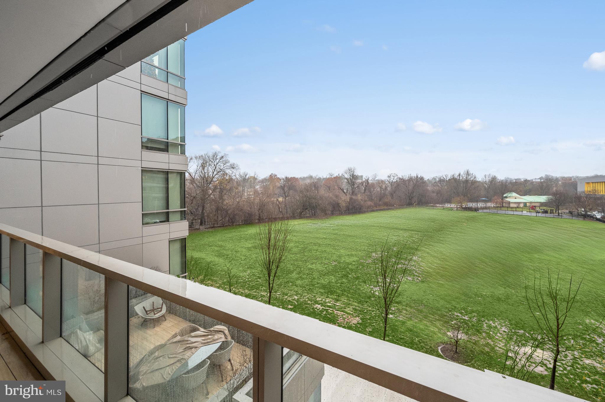 2501 M STREET NW 311