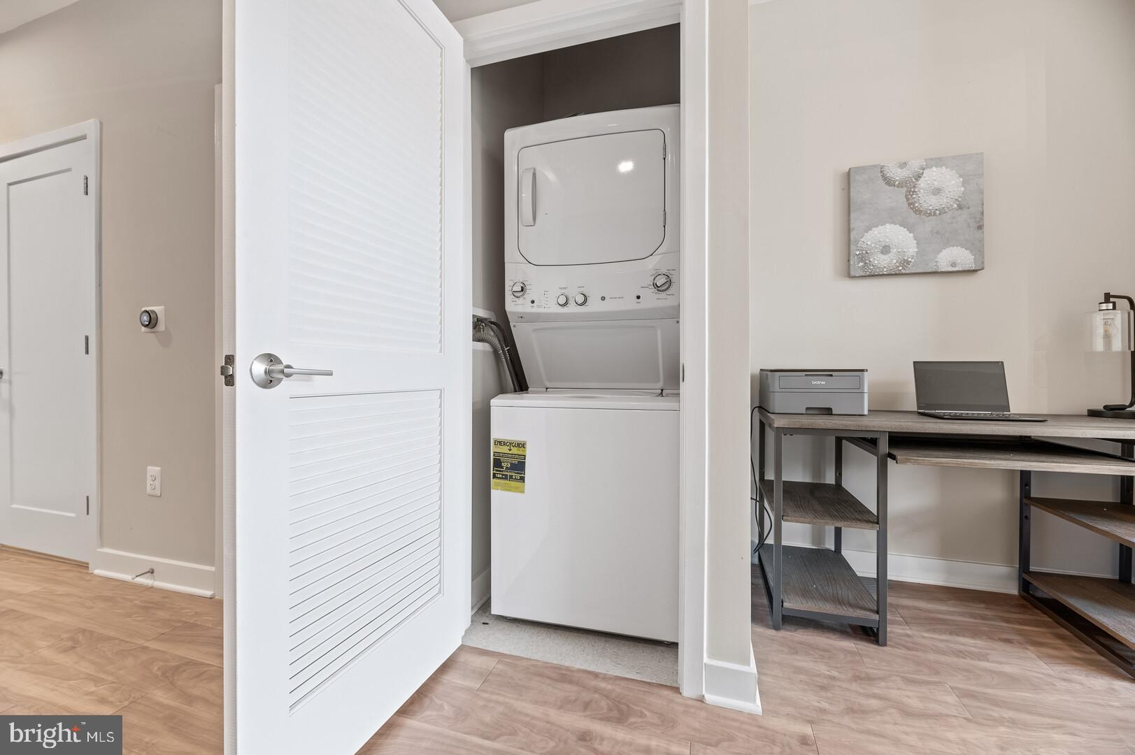 TRAFALGAR FLATS - Residential Lease