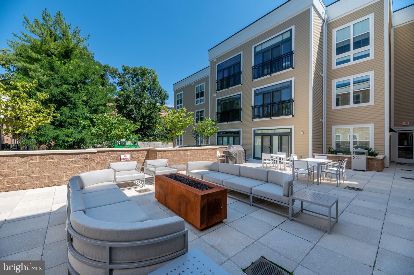 TRAFALGAR FLATS - Residential Lease