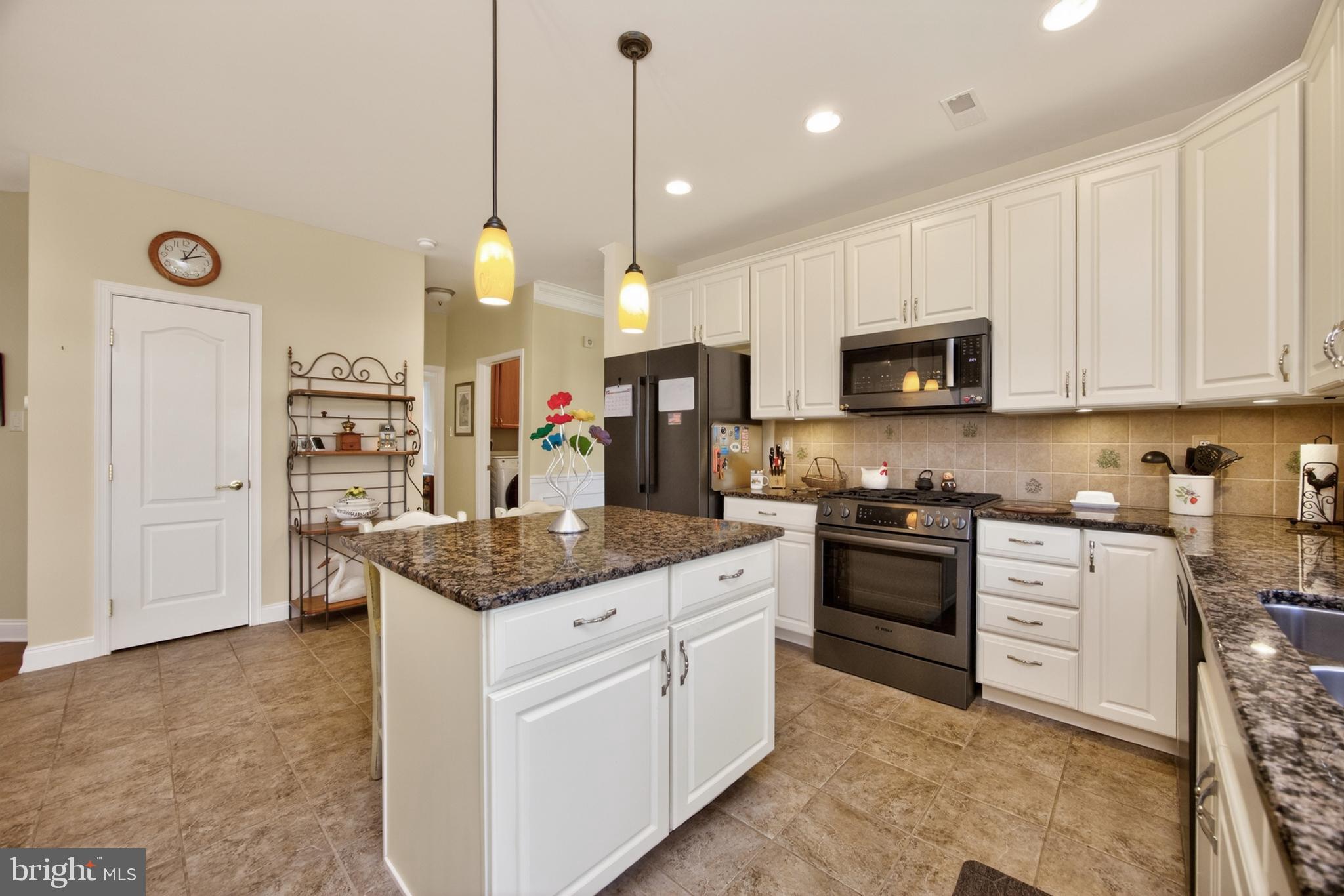 VILLAGES AT HILLVIEW - Residential