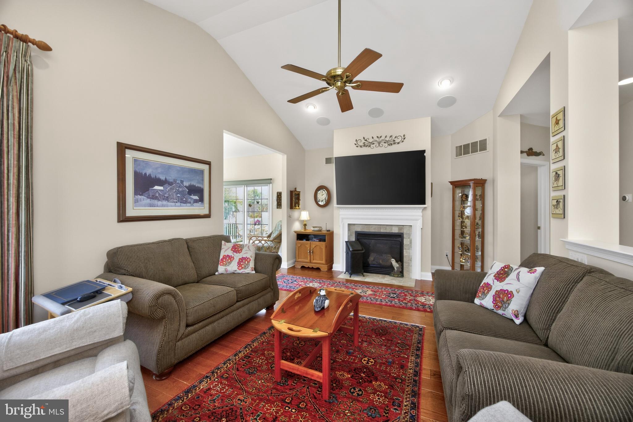VILLAGES AT HILLVIEW - Residential
