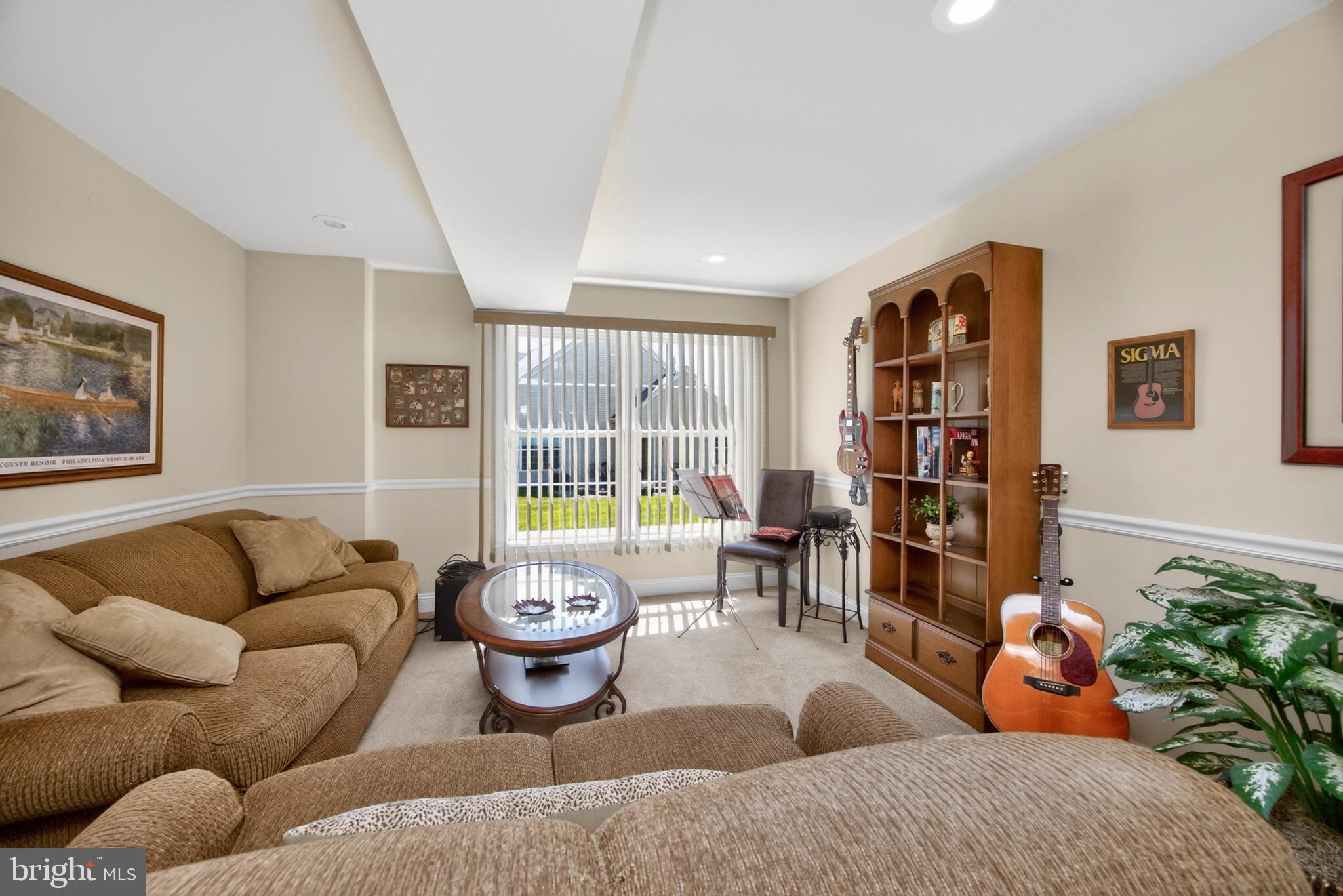 VILLAGES AT HILLVIEW - Residential