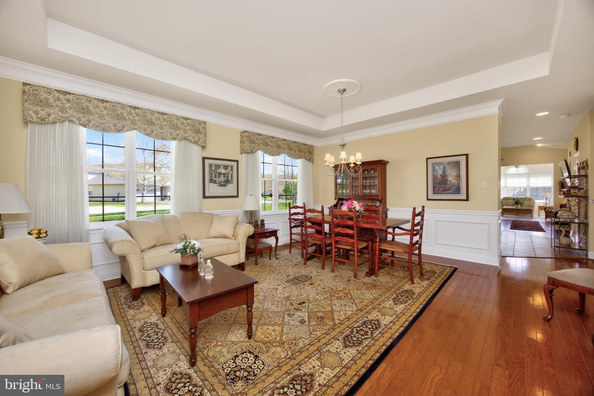 VILLAGES AT HILLVIEW - Residential
