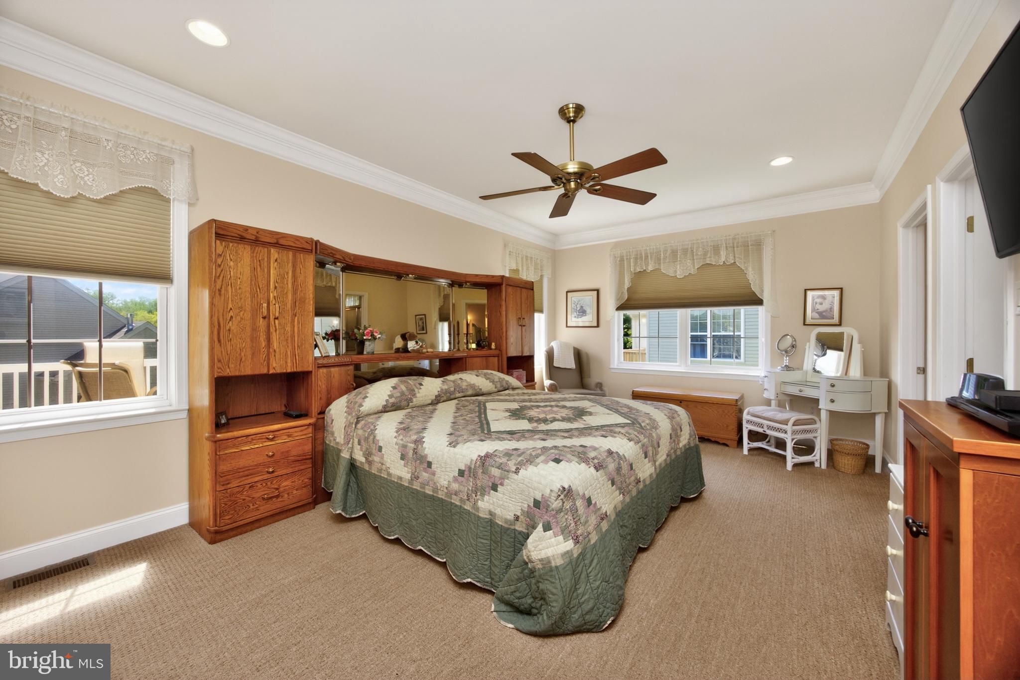 VILLAGES AT HILLVIEW - Residential