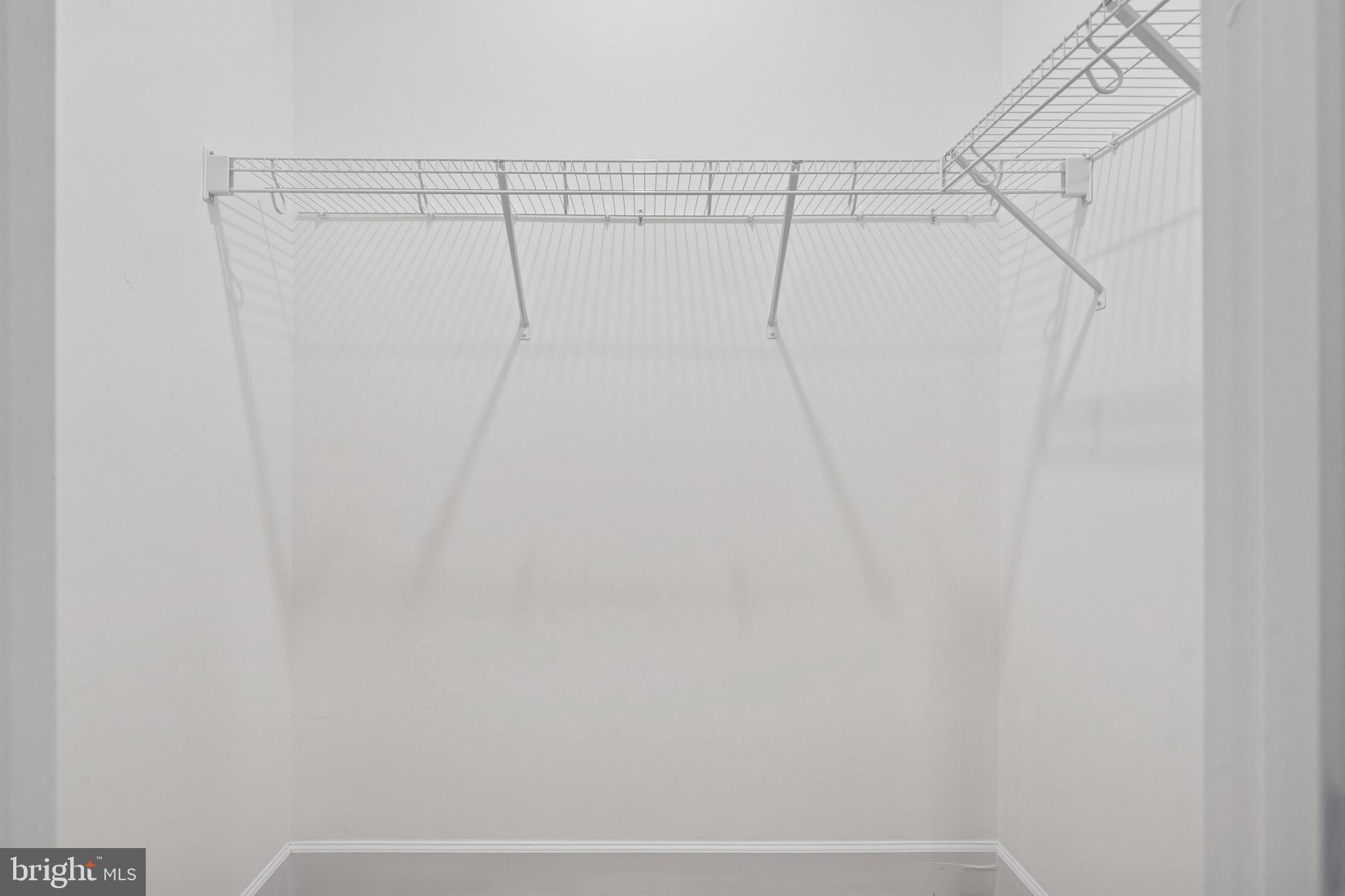 THORNBURY HUNT II - Residential