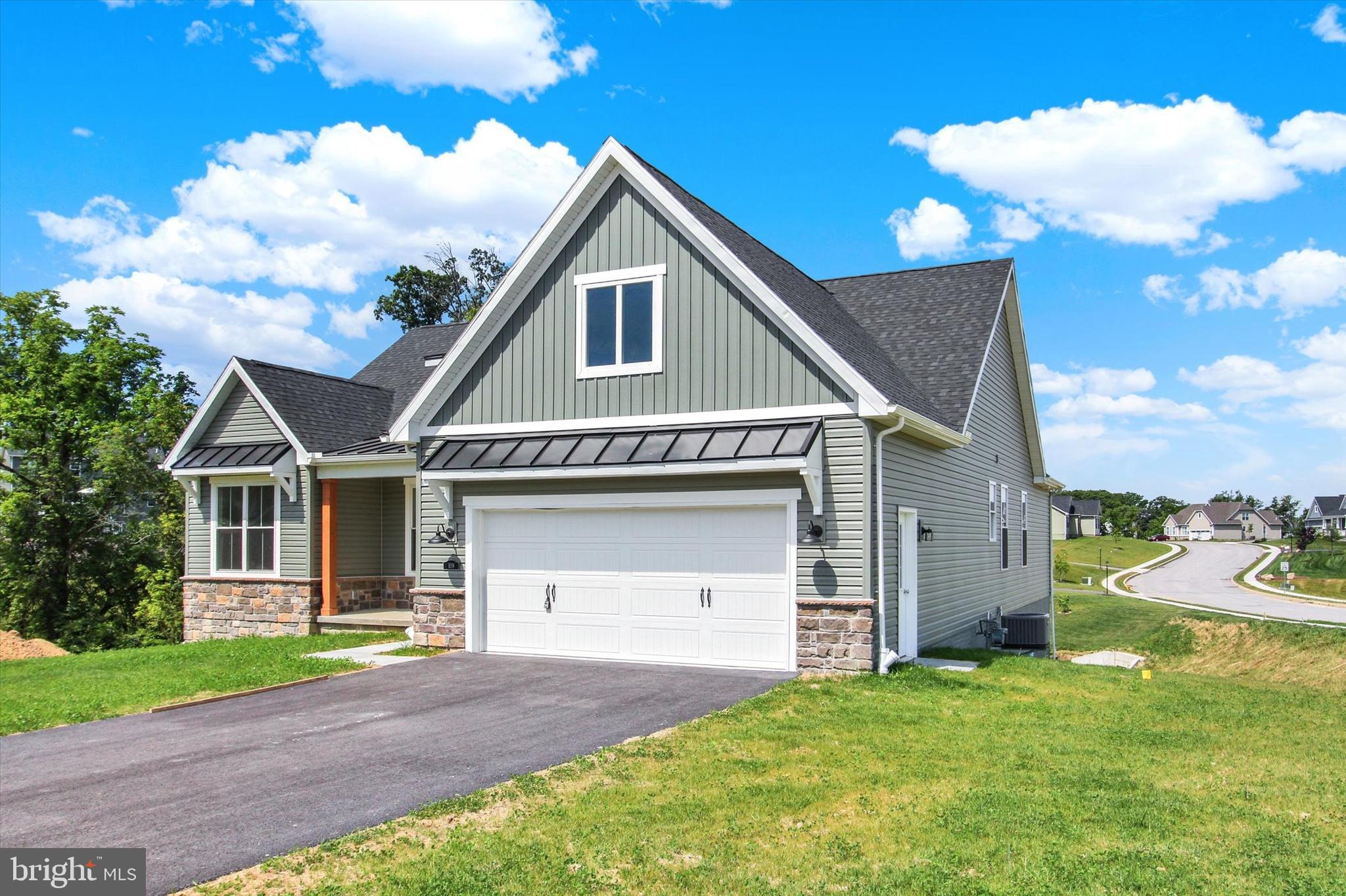 109 ONYX DRIVE 38