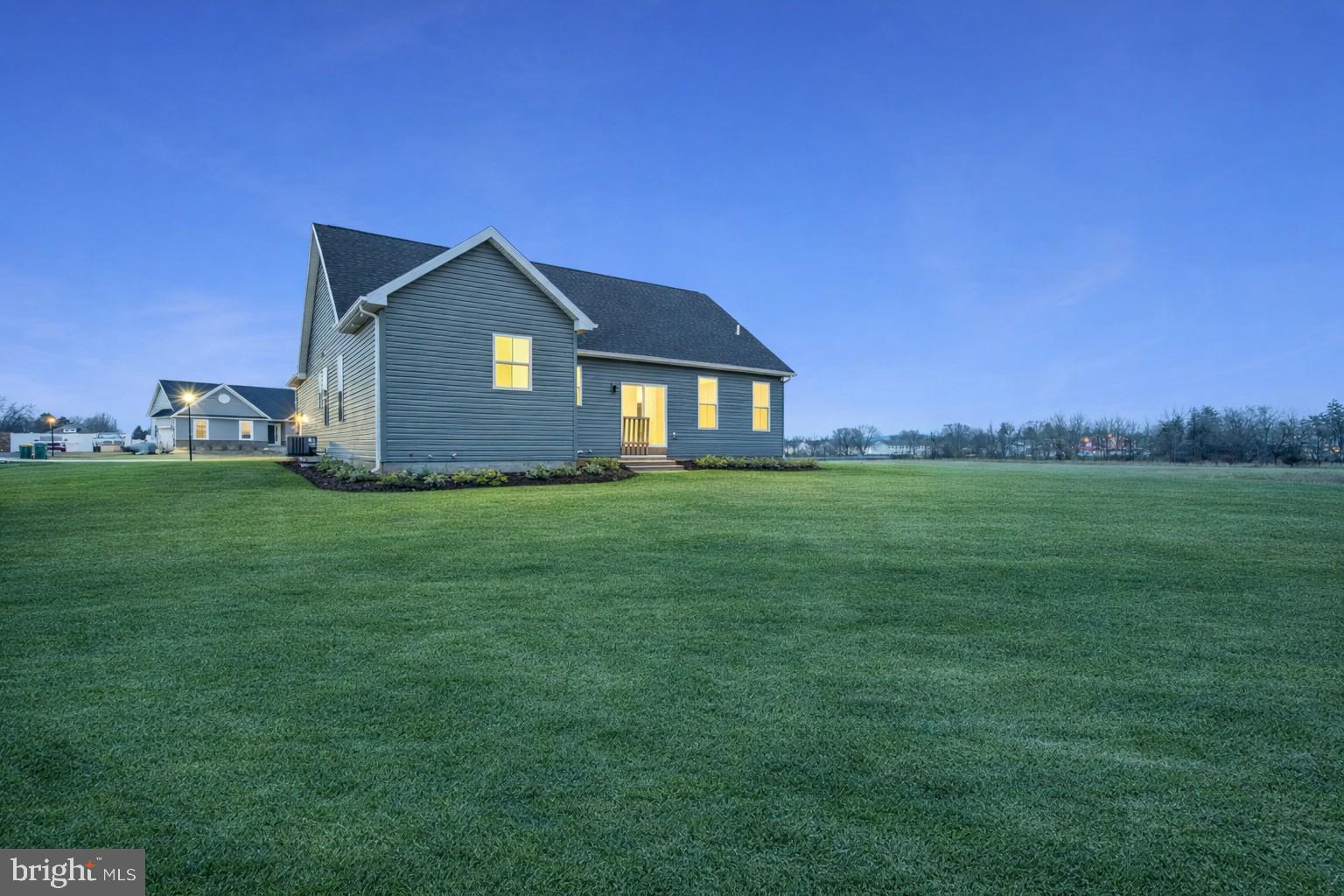 THORNBURY HUNT II - Residential