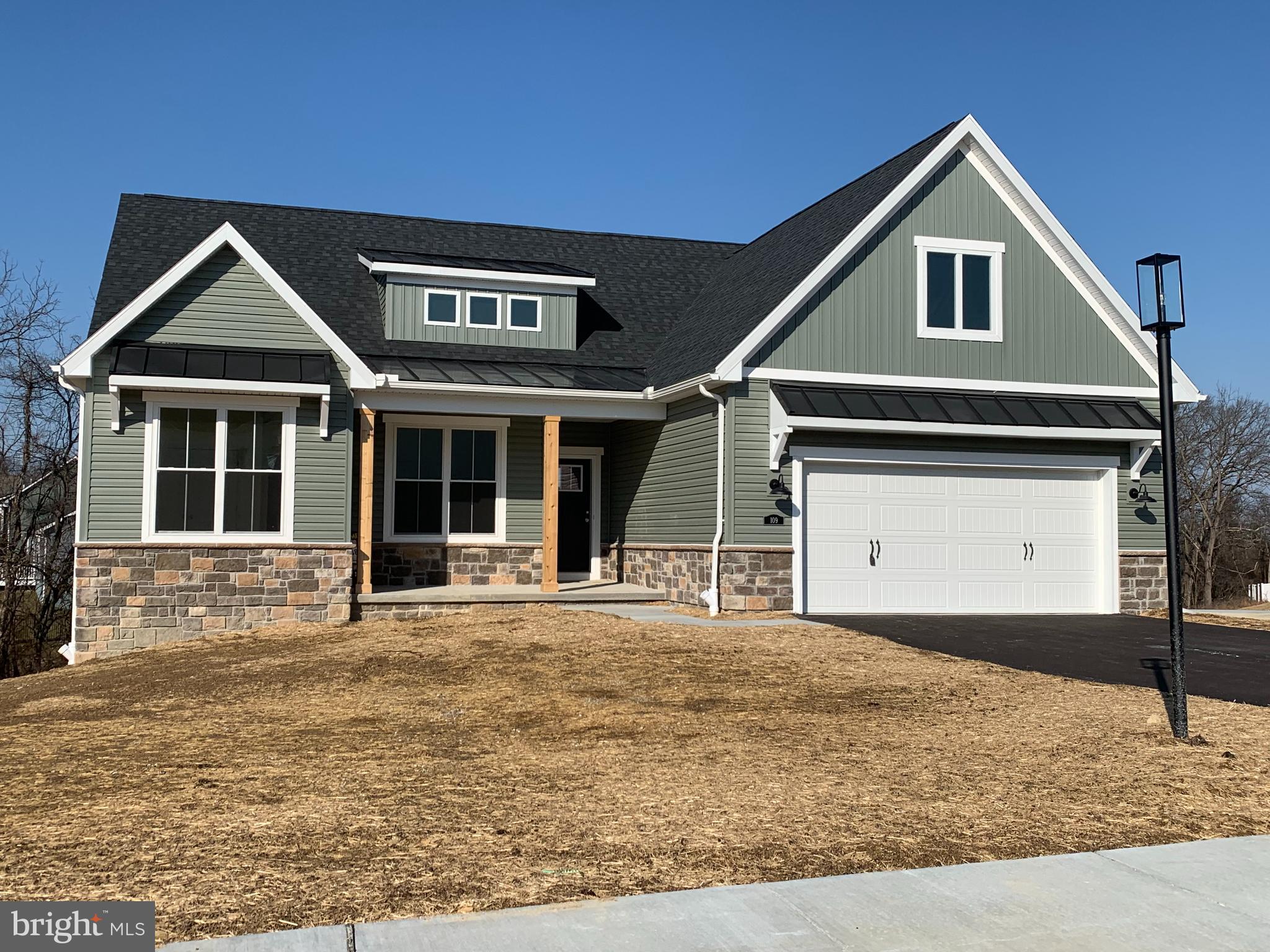 THORNBURY HUNT II - Residential