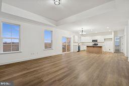 THORNBURY HUNT II - Residential