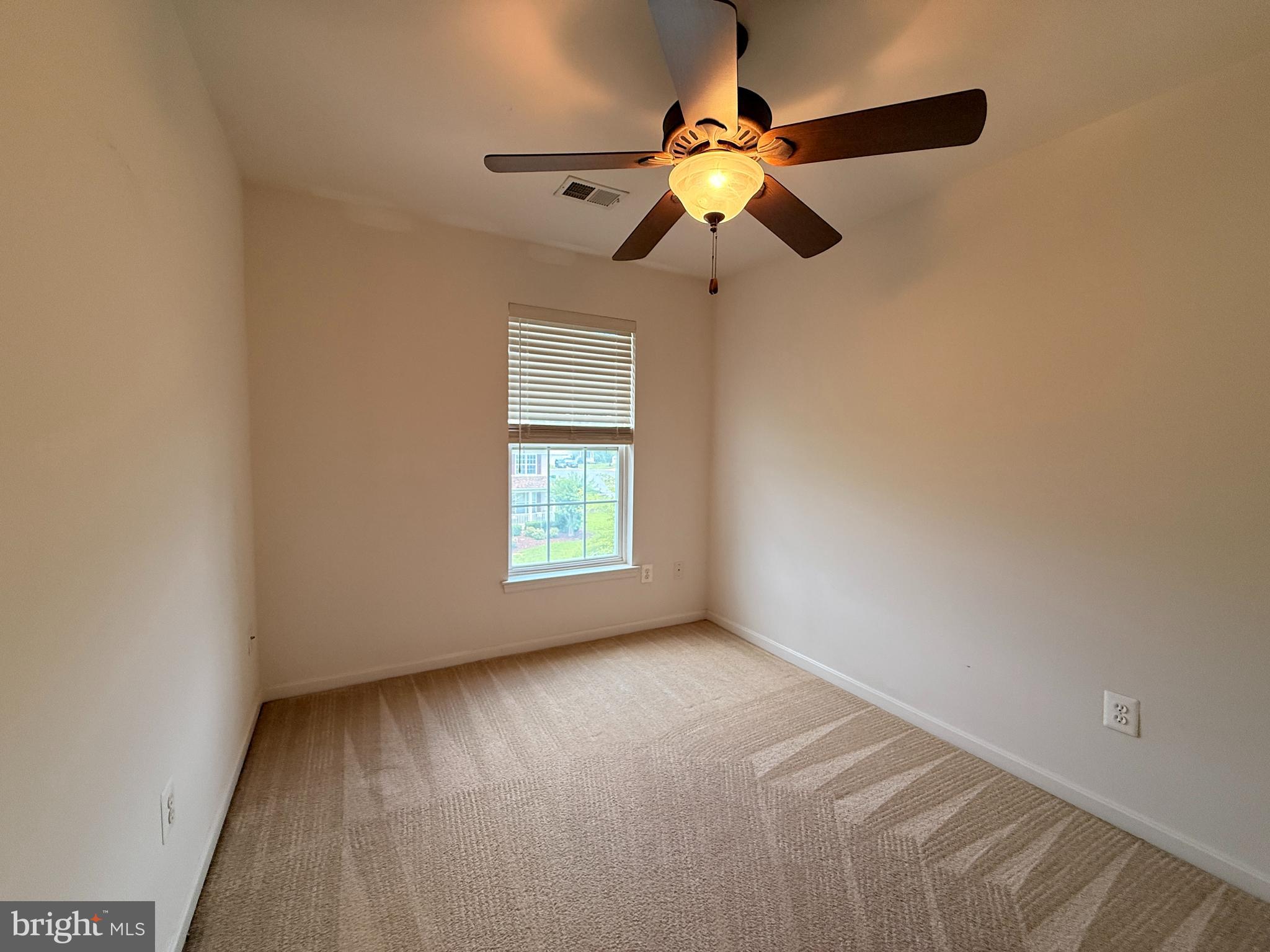 WESTBURY - Residential