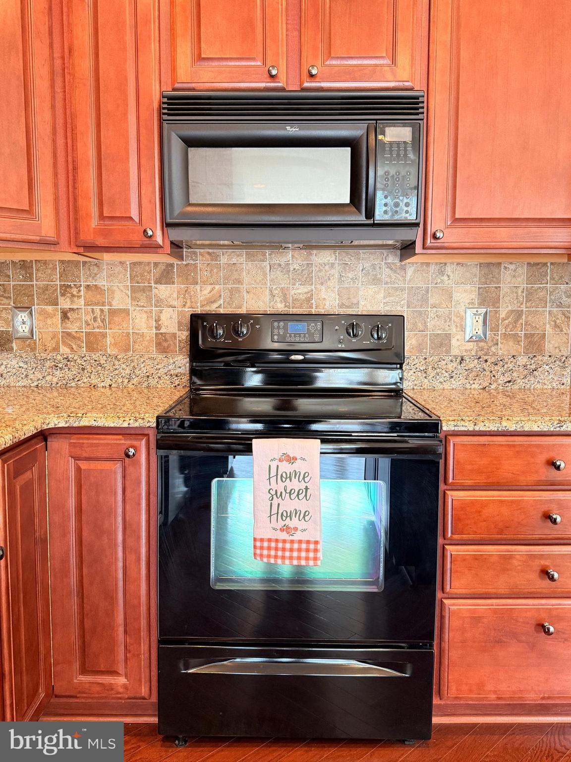 WESTBURY - Residential