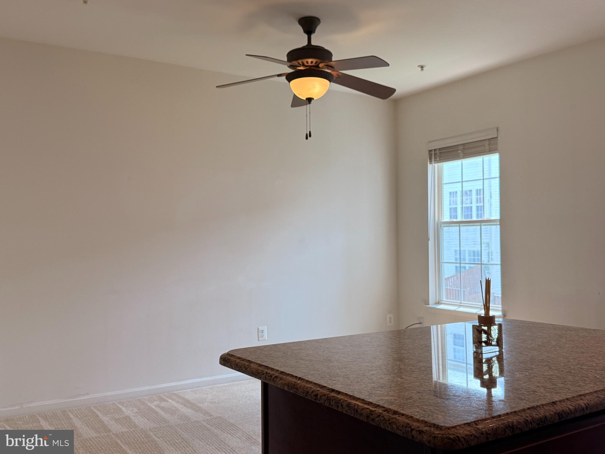 WESTBURY - Residential