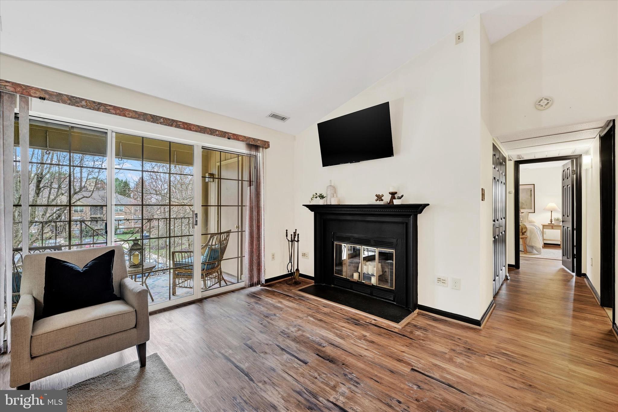 RAINFLOWER - Residential