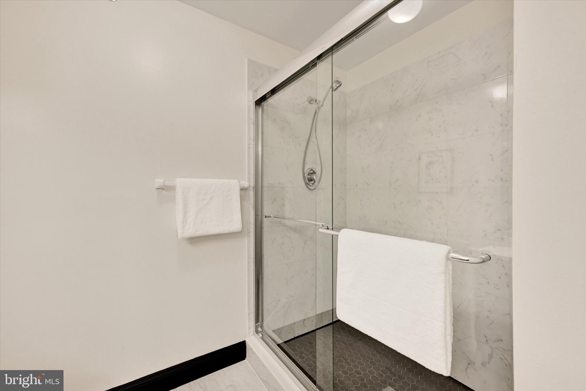 RAINFLOWER - Residential