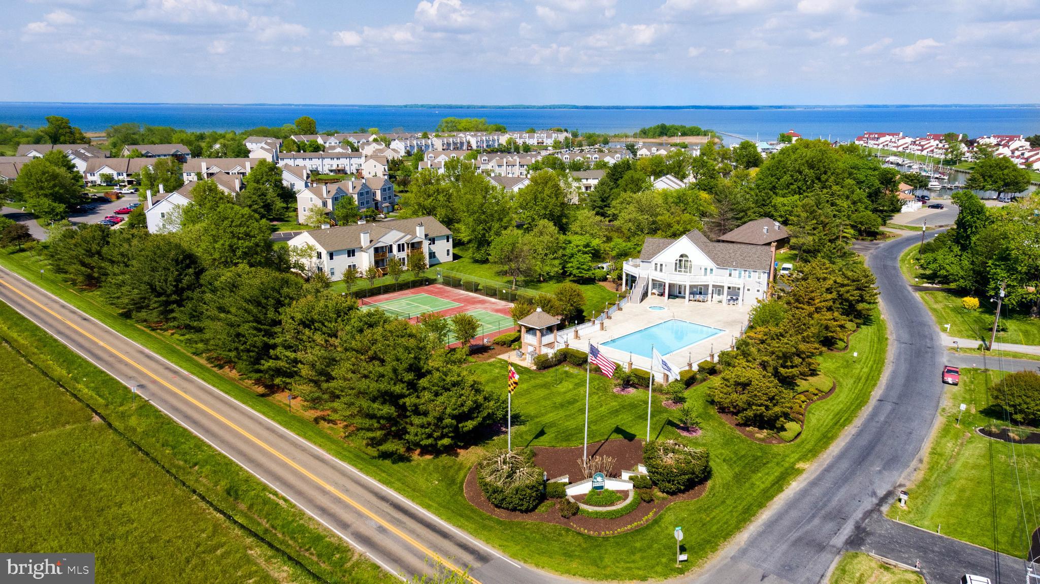 BAYSIDE - Residential