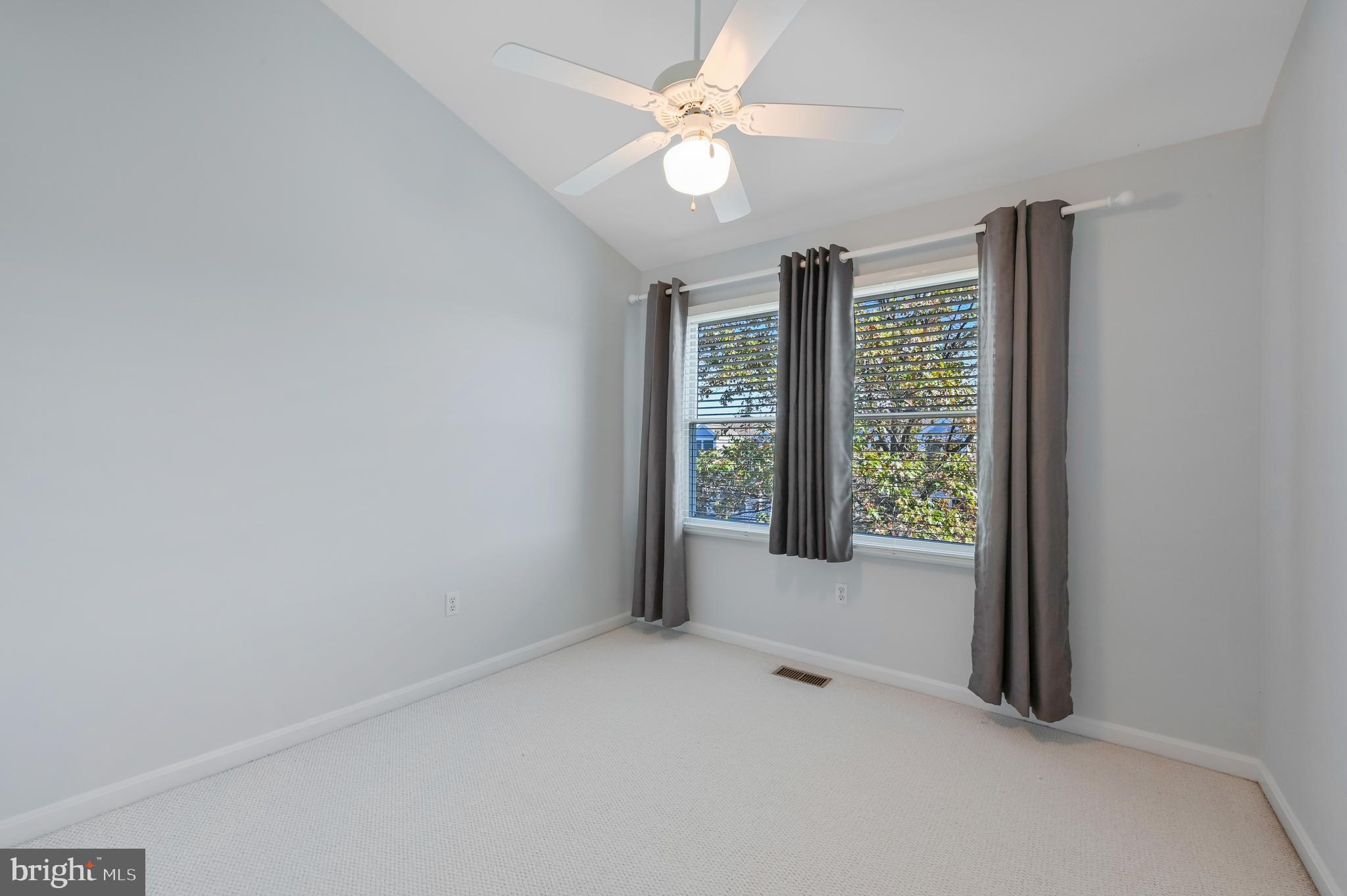 BAYSIDE - Residential