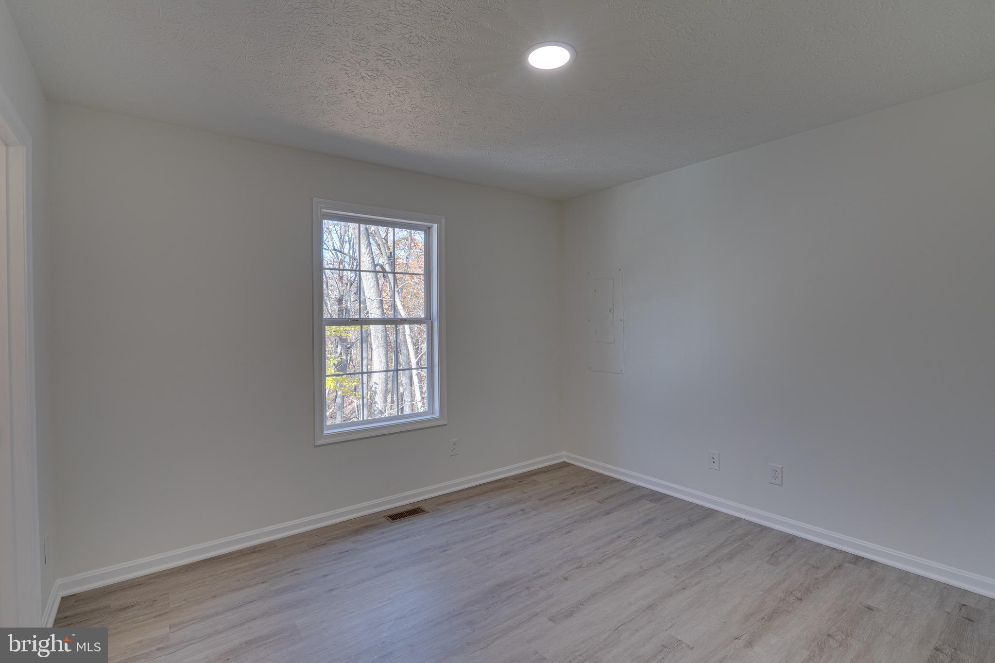 POTOMAC HILLS - Residential