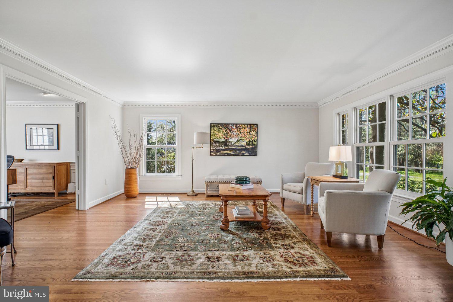 WAPLES MILL ESTATES - Residential