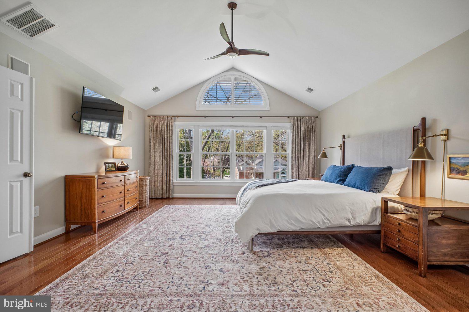 WAPLES MILL ESTATES - Residential