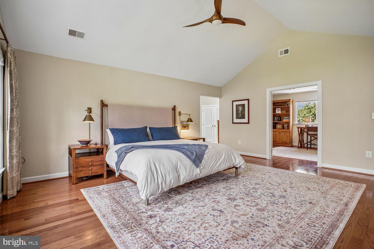 WAPLES MILL ESTATES - Residential