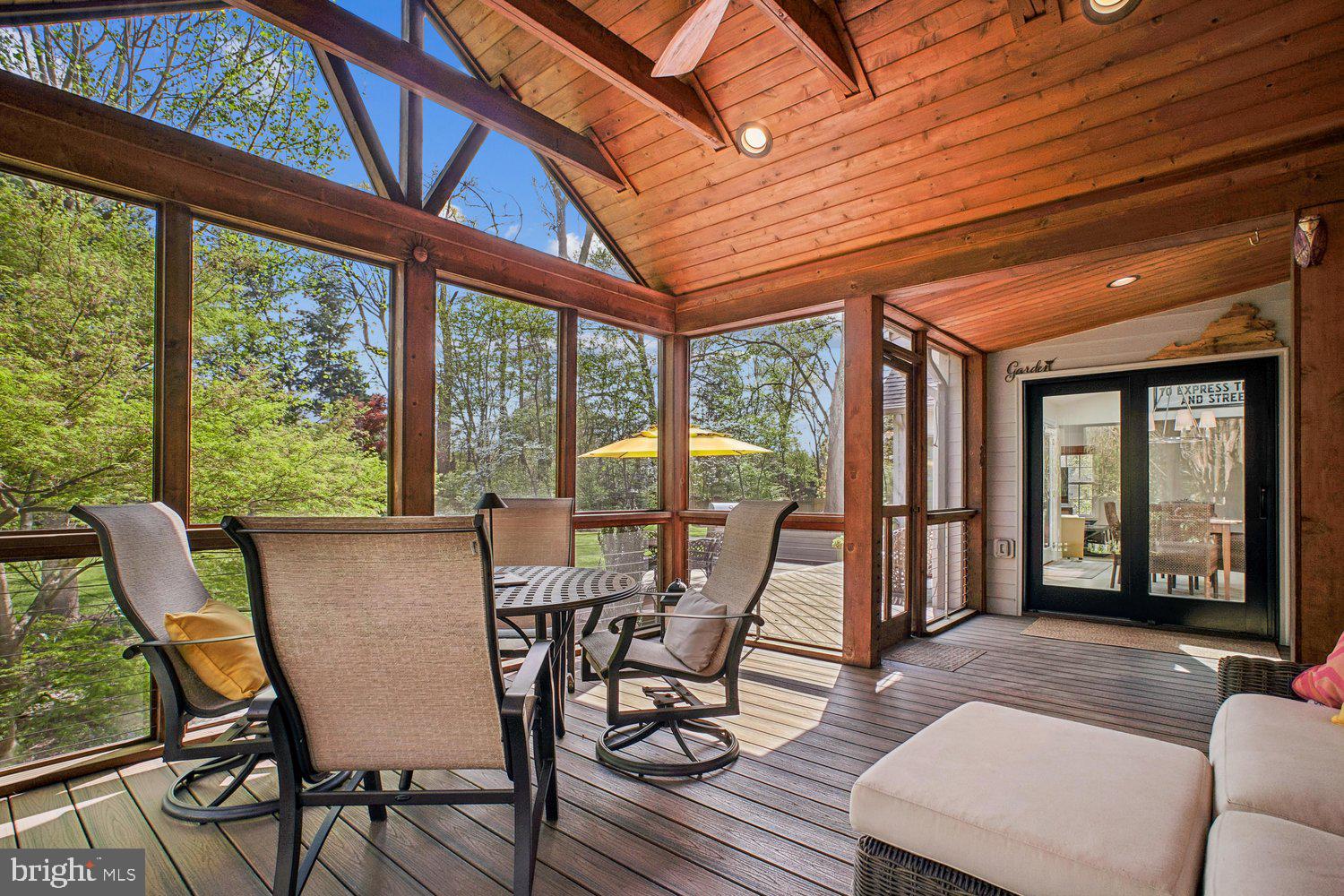 WAPLES MILL ESTATES - Residential