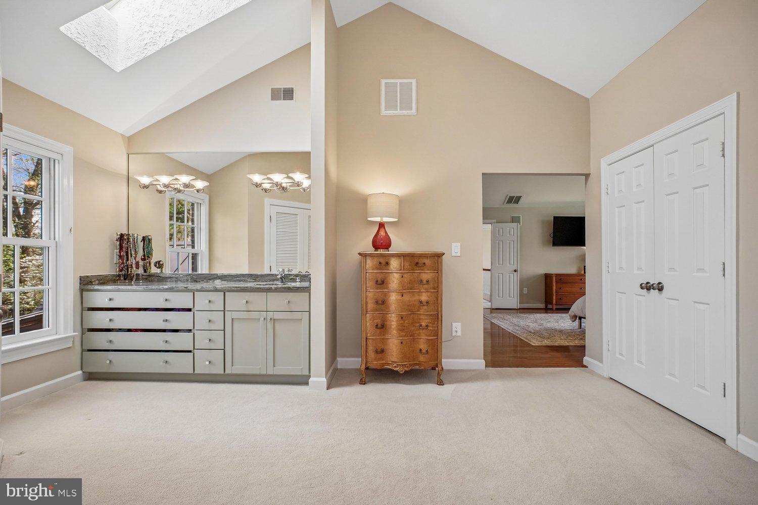 WAPLES MILL ESTATES - Residential