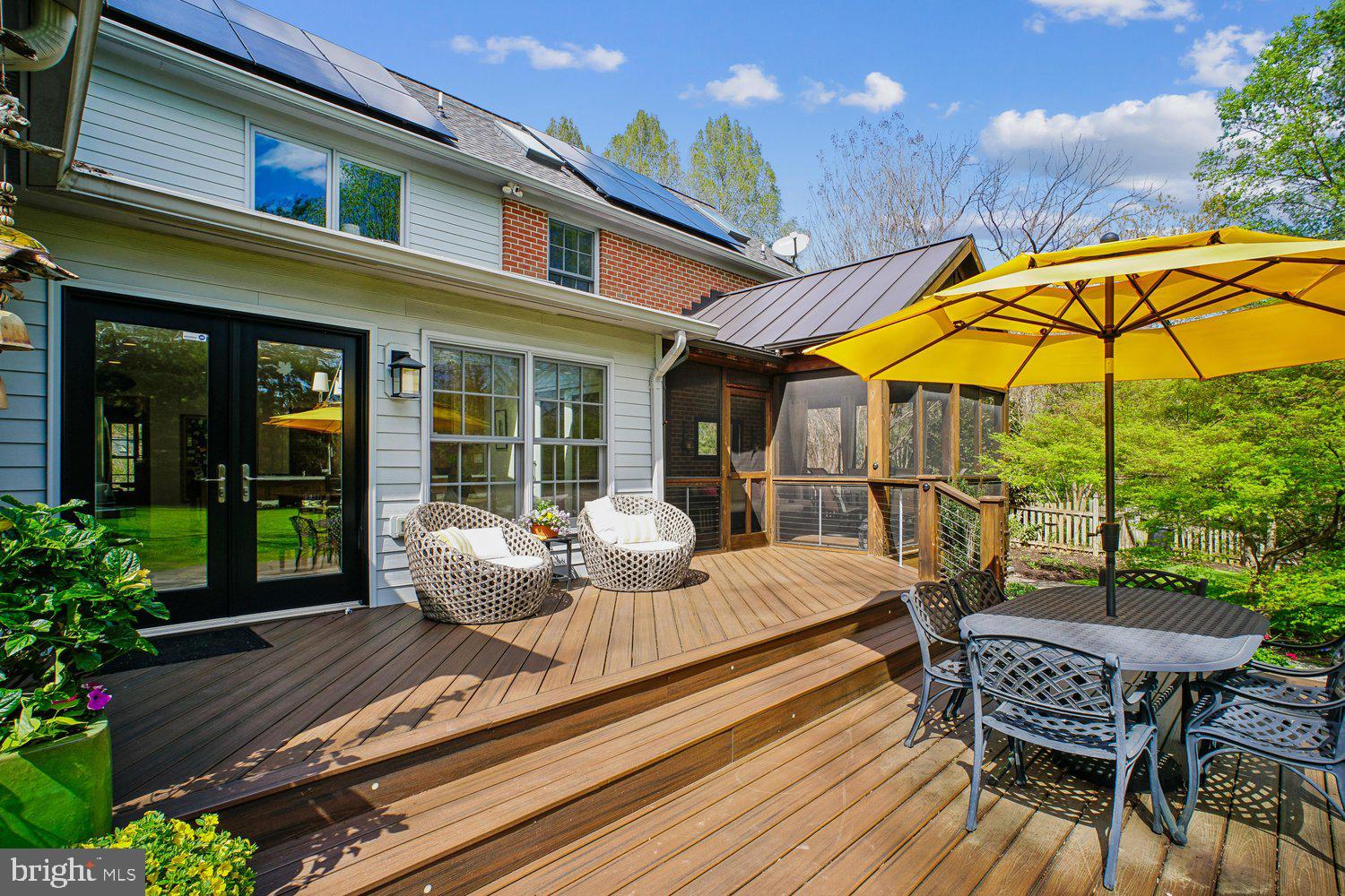 WAPLES MILL ESTATES - Residential